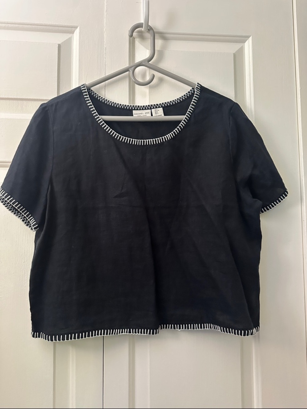 Rachel Zoe 100% Linen Black Cropped Tee with White Contrast Stitching